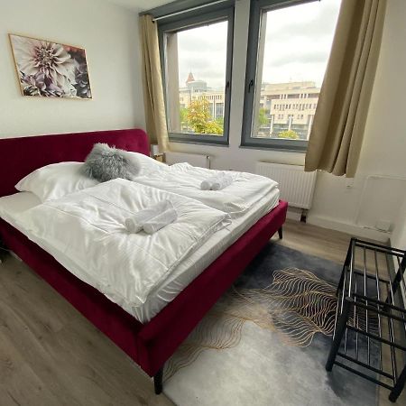 Urbansuites - Modern & Zentral In Der City - Dein Zuhause In 斯图加特 外观 照片