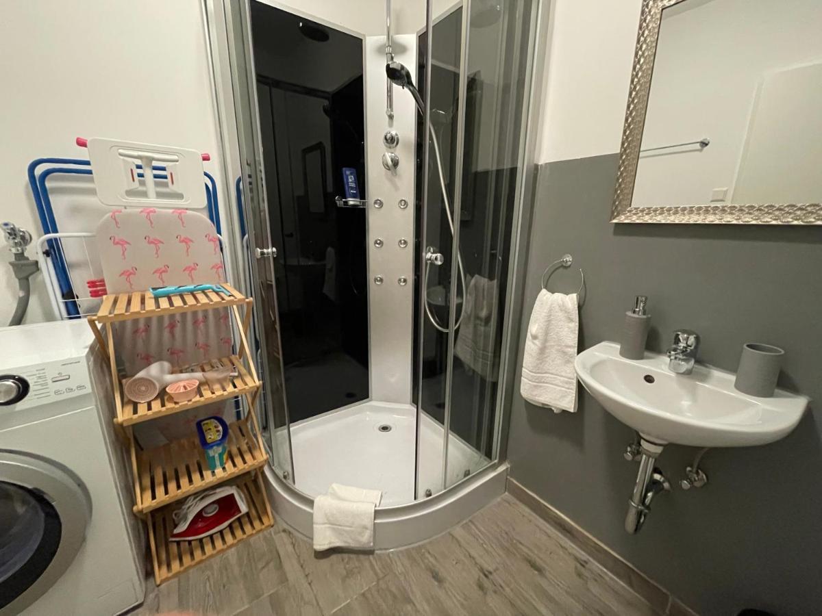 Urbansuites - Modern & Zentral In Der City - Dein Zuhause In 斯图加特 外观 照片